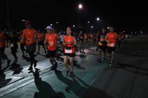 BIB: 104, 23014
                            <button type="button" onclick="openModal(10598621)" class="btn btn-primary btn-sm float-right btn-popup" data-toggle="modal" data-target=".modal-high-quality">
                        <i class="fas fa-shopping-cart"></i> Add to Cart
                    </button>
                                            <button type="button" onclick="isThisMe(10598621, true)" class="btn btn-success btn-sm float-right btn-popup btn-isme hidden" data-toggle="tooltip" data-placement="bottom" title="นี่คือรูปของคุณใช่ไหม คลิกที่นี่เพื่อเอาเข้าอัลบั้ม">
                        <i class="fas fa-plus"></i> Add to album
                    </button>
                    <button type="button" onclick="isThisMe(10598621, false)" class="btn btn-warning btn-sm float-right btn-popup btn-isnotme hidden">
                        <i class="fas fa-ban"></i> Remove from album
                    </button>